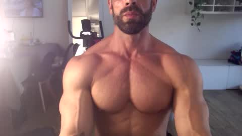 Snapshot of mosh2 chatting on 11/15/25, 11:51 Kattie Mosh online show from 11/15/25, 11:51