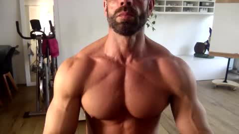 Snapshot of mosh2 chatting on 11/20/25, 11:21 Kattie Mosh online show from 11/20/25, 11:21