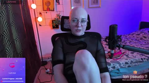 Snapshot of mossprince chatting on 11/04/25, 09:25 Cernos online show from 11/04/25, 09:25