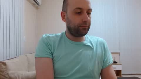 Snapshot of mostwanted7 chatting on 11/04/25, 06:18 mostwanted7 online show from 11/04/25, 06:18