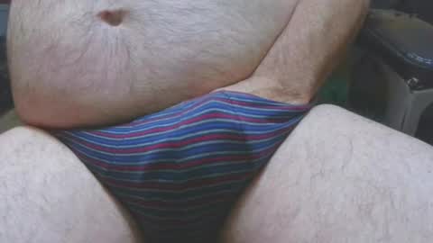 Snapshot of moth12 chatting on 12/12/24, 02:22 moth12 online show from 12/12/24, 02:22