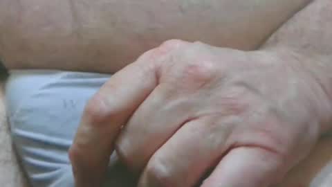 Snapshot of moth12 chatting on 03/04/25, 04:52 moth12 online show from 03/04/25, 04:52