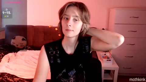 mothkink Moth  -  online show from 10/27/25, 02:54