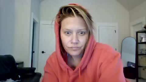 MotoKittyXO online show from 05/07/26, 11:21