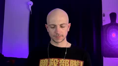 Snapshot of mount_vesuvius chatting on 11/11/25, 01:27 mount_vesuvius online show from 11/11/25, 01:27