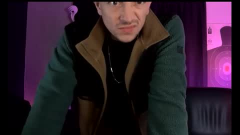 Snapshot of mount_vesuvius chatting on 12/19/25, 08:43 mount_vesuvius online show from 12/19/25, 08:43