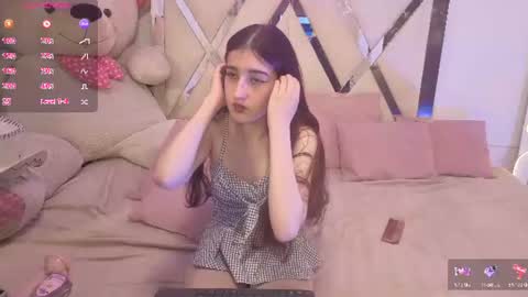 Snapshot of moussy_tay chatting on 07/10/26, 03:44 moussy_tay online show from 07/10/26, 03:44