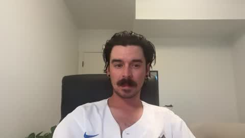 moustachematt online show from 07/16/26, 01:55