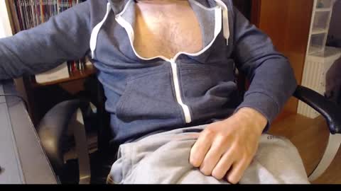 Snapshot of mpmimp chatting on 02/25/25, 06:20 mpmimp online show from 02/25/25, 06:20