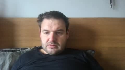 Snapshot of mr834565 chatting on 10/26/25, 10:43 mr834565 online show from 10/26/25, 10:43