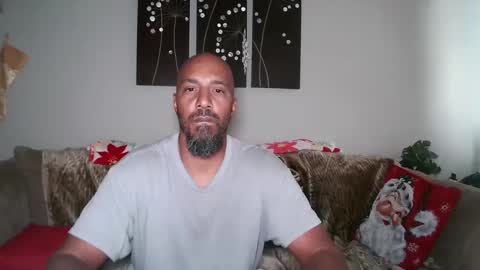 Snapshot of mr___good chatting on 12/17/24, 08:32 Mr. Good and Ms. Plenty online show from 12/17/24, 08:32