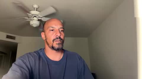 Snapshot of mr___good chatting on 01/22/25, 02:15 Mr. Good and Ms. Plenty online show from 01/22/25, 02:15