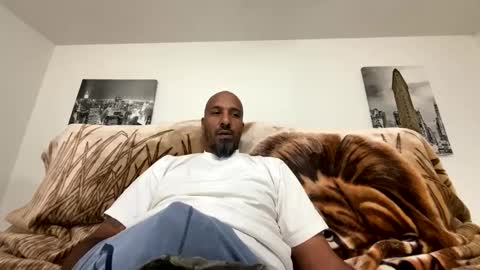 Snapshot of mr___good chatting on 02/25/25, 05:08 Mr. Good and Ms. Plenty online show from 02/25/25, 05:08