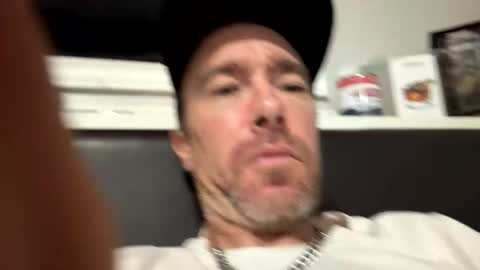 mr_a420 online show from 12/17/25, 09:21