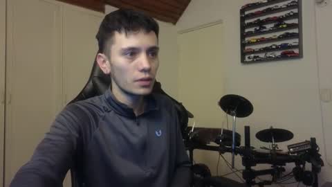 Andy online show from 12/04/25, 04:33