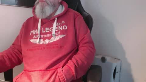 Snapshot of mr_boombastic2021 chatting on 10/02/25, 08:43 mr_boombastic2021 online show from 10/02/25, 08:43