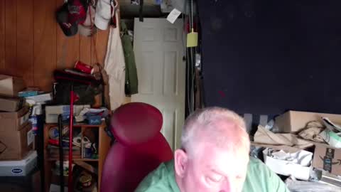 mr_canoe_licker_69 online show from 12/10/24, 02:39