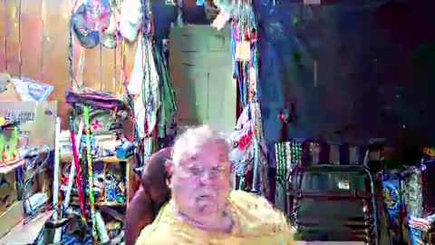 mr_canoe_licker_69 online show from 12/21/24, 02:04