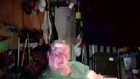 mr_canoe_licker_69 online show from 12/23/24, 02:50