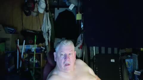 mr_canoe_licker_69 online show from 12/28/24, 11:52