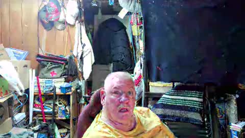 mr_canoe_licker_69 online show from 01/06/25, 01:30