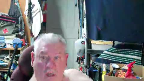 mr_canoe_licker_69 online show from 01/27/25, 01:19
