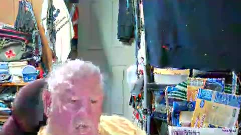 mr_canoe_licker_69 online show from 02/01/25, 05:47