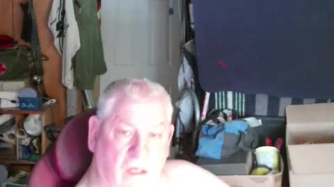 mr_canoe_licker_69 online show from 02/24/25, 03:20