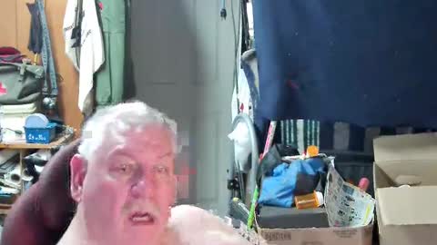 mr_canoe_licker_69 online show from 02/27/25, 04:53