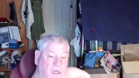 mr_canoe_licker_69 online show from 03/04/25, 01:49