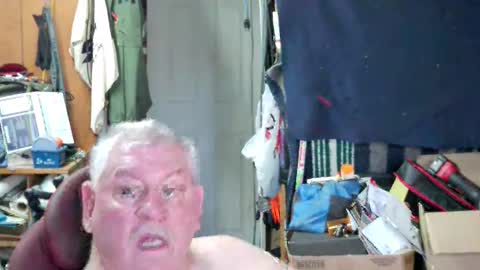 mr_canoe_licker_69 online show from 03/06/25, 07:21
