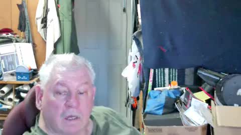 mr_canoe_licker_69 online show from 03/09/25, 06:32
