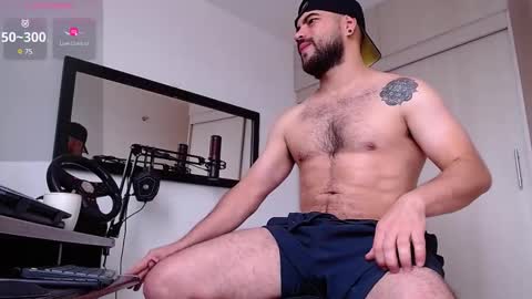 chris online show from 03/08/26, 01:59