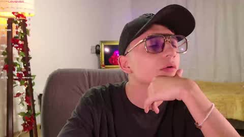 Mr Evans online show from 01/11/25, 01:01