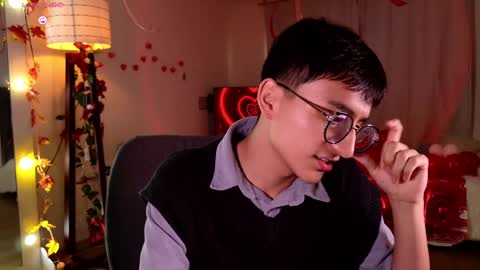 Mr Evans online show from 02/15/25, 06:01