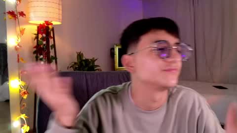 Mr Evans online show from 03/03/25, 02:37