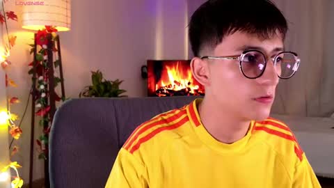 Mr Evans online show from 03/05/25, 02:45