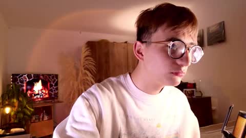 Mr Evans online show from 10/17/25, 04:42