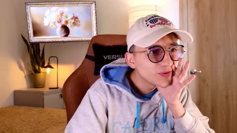 Mr Evans online show from 11/12/25, 02:50