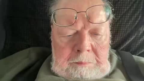 Snapshot of mr_frasier chatting on 02/19/25, 06:43 Jess online show from 02/19/25, 06:43