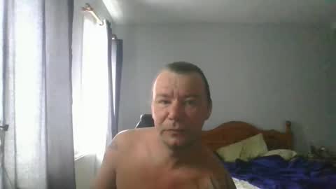 mr_i_ online show from 06/01/26, 08:38