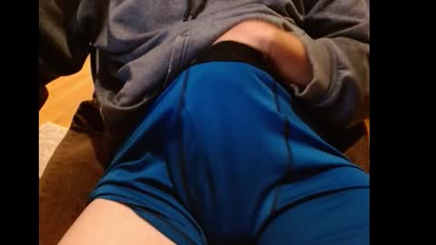 Snapshot of mr_longfellow chatting on 12/19/25, 11:45 mr_longfellow online show from 12/19/25, 11:45