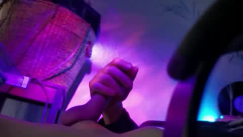 Snapshot of mr_longnight chatting on 12/19/25, 04:19 mr_longnight online show from 12/19/25, 04:19