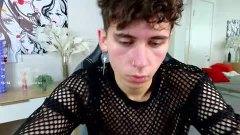 Snapshot of mr_lucky_guy chatting on 02/03/25, 06:34 Kris online show from 02/03/25, 06:34