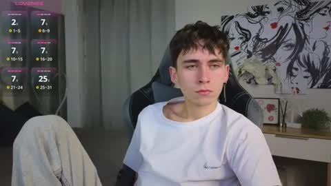 Snapshot of mr_lucky_guy chatting on 03/08/25, 07:42 Kris online show from 03/08/25, 07:42