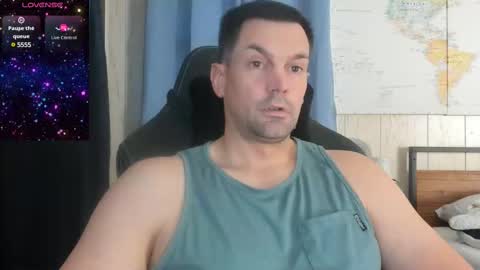 Snapshot of mr_mac69 chatting on 01/02/25, 06:01 Cam online show from 01/02/25, 06:01