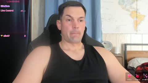 Snapshot of mr_mac69 chatting on 03/06/25, 07:10 Cam online show from 03/06/25, 07:10
