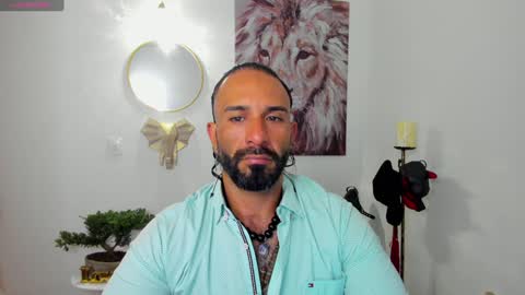 Snapshot of mr_maik22 chatting on 12/14/24, 10:56 mr_maik22 online show from 12/14/24, 10:56