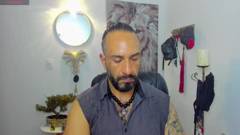 Snapshot of mr_maik22 chatting on 02/08/25, 10:18 mr_maik22 online show from 02/08/25, 10:18