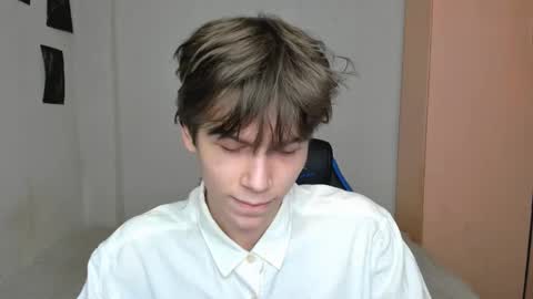 Snapshot of mr_makentoshi chatting on 02/01/25, 07:47 Makentoshi online show from 02/01/25, 07:47